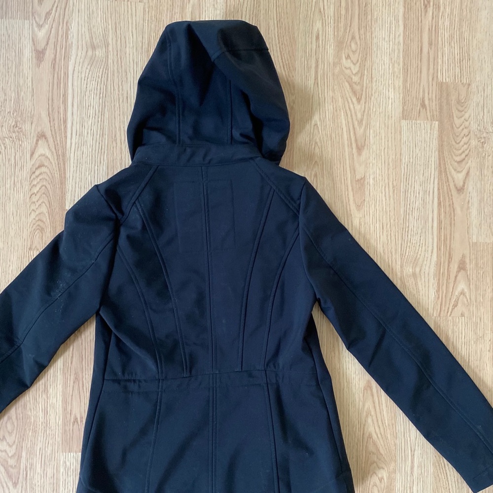 Raincoat - Picture 5 of 5